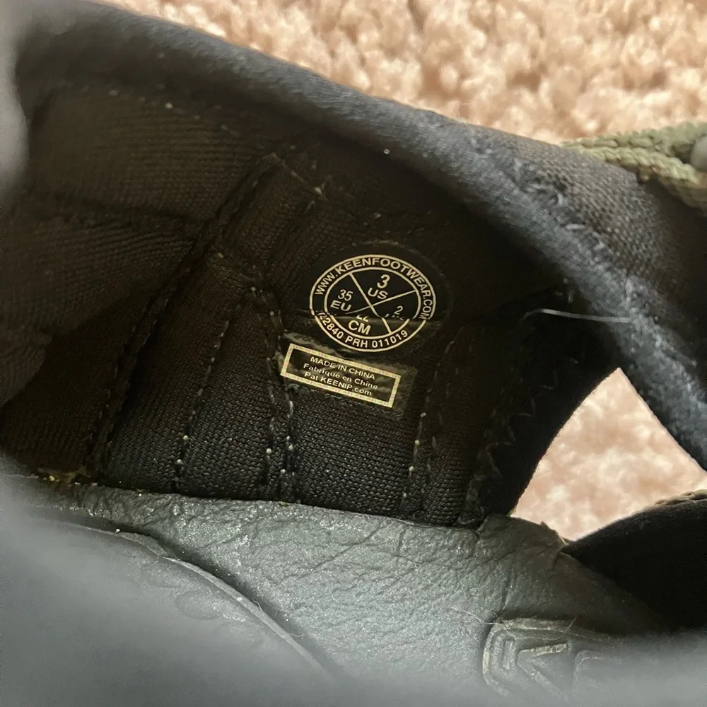 Kid Keen Camo Water Shoes Rugged Toe Cap Design